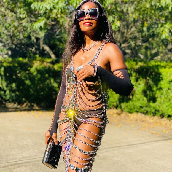 Meet your Posher, Chinyere - Picture 2 of 15